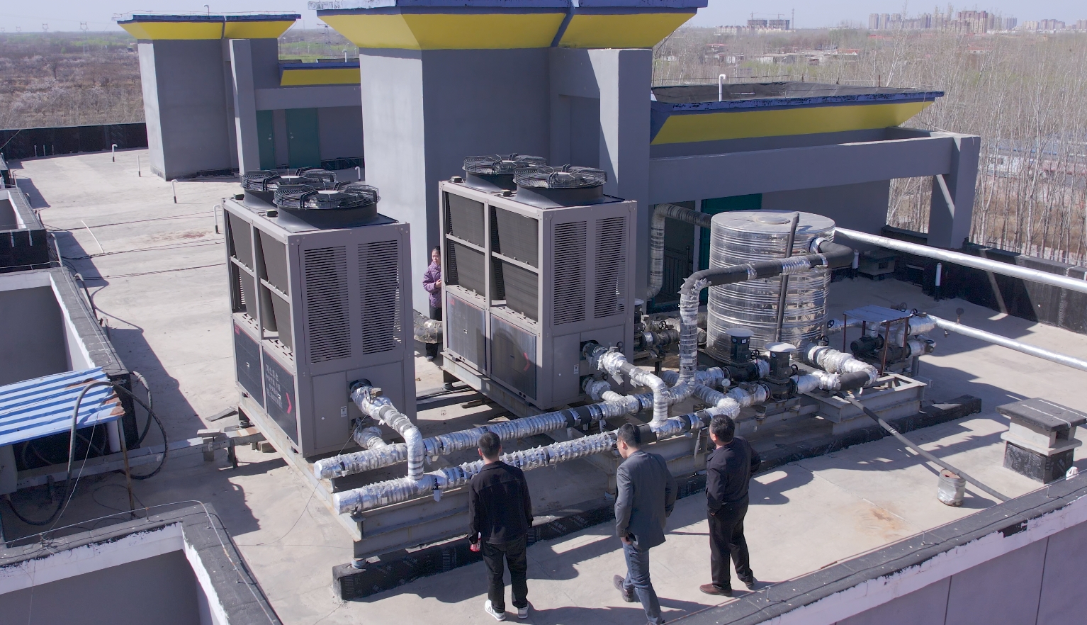 15間房的賓館用什么熱水系統 