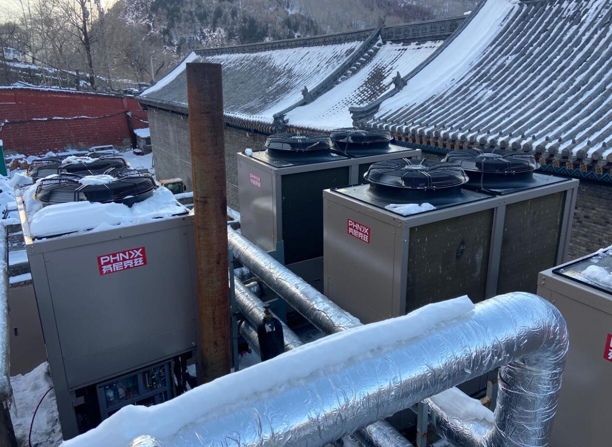 空氣能熱泵風扇朝上的原因 