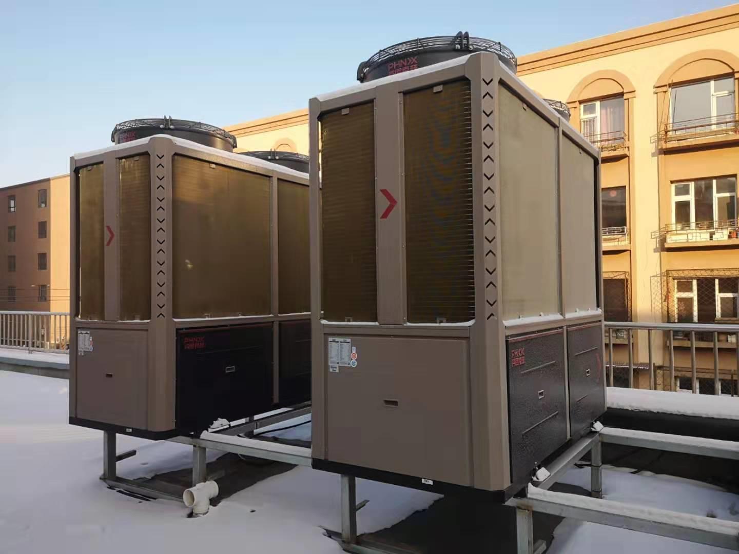 空氣能熱泵與太陽能熱水器的成本效益對比